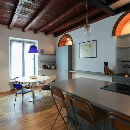 Hacca Collection - Milanese 2br In Porta Venezia Milan